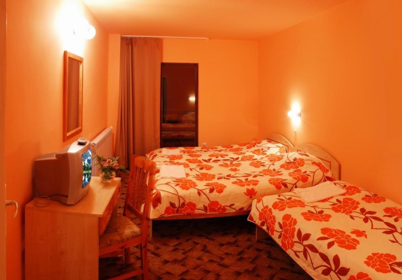 Tourist Center Momina Krepost Hotell Veliko Tŭrnovo Eksteriør bilde
