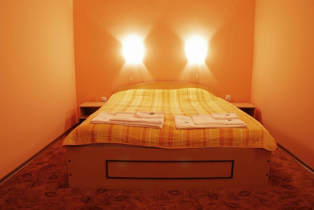 Tourist Center Momina Krepost Hotell Veliko Tŭrnovo Eksteriør bilde